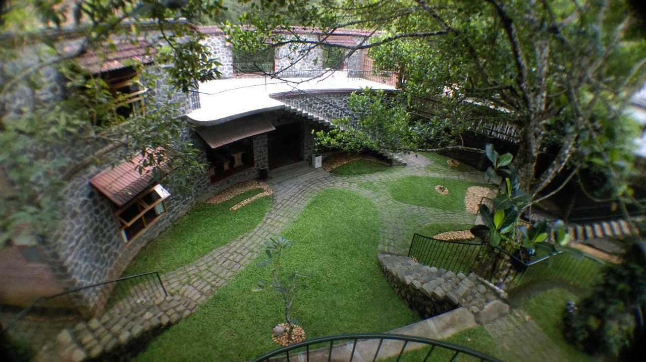 Wildernest Bed & Breakfast Thekkady Exterior photo